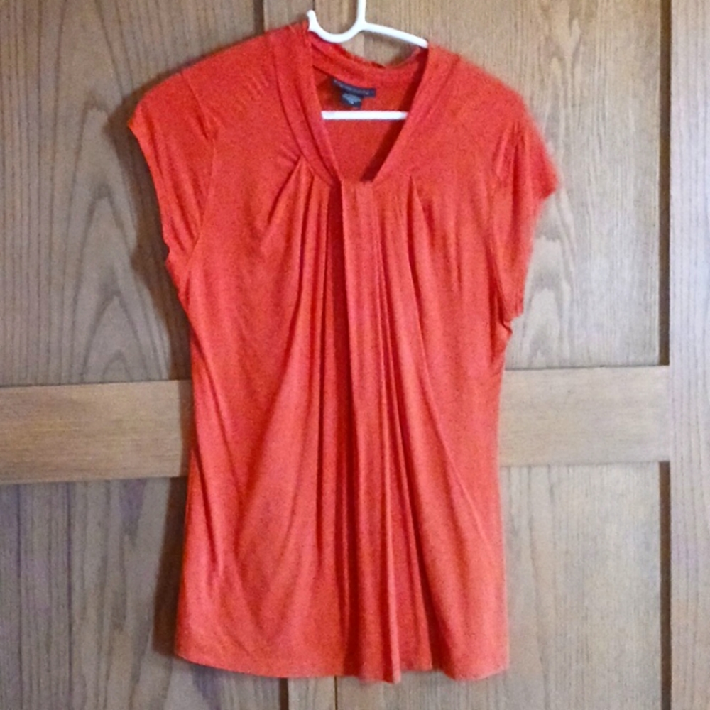 Apostrophe top